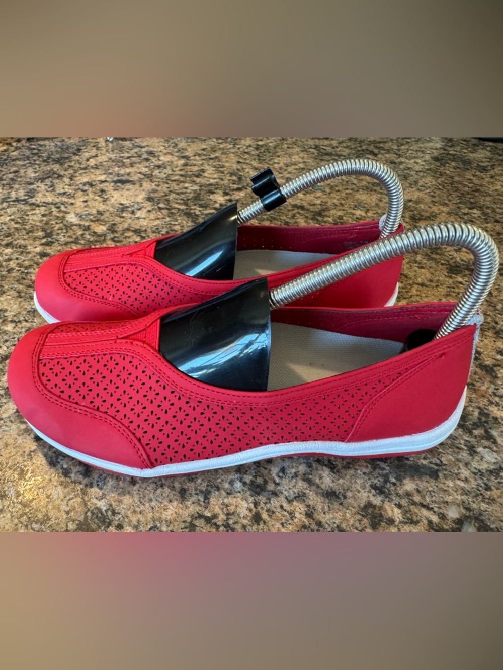 Easy Street Sport Womens ballet flats Red Slip-On Shoes Sneakers Size 7.0 Comfy